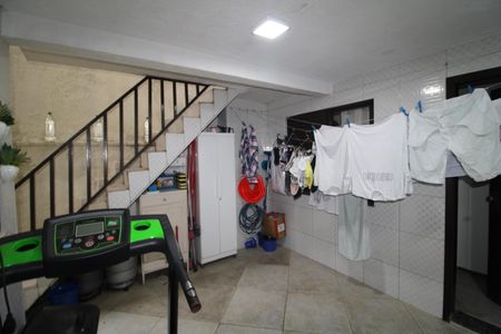 Casa à venda com 141m², 3 quartos e 2 vagasÁrea de Serviço