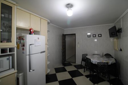 Casa à venda com 141m², 3 quartos e 2 vagasCozinha
