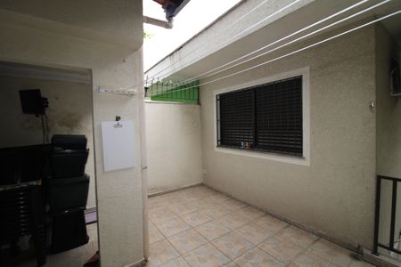 Casa à venda com 141m², 3 quartos e 2 vagasÁrea de Serviço 2