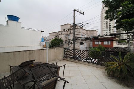 Casa à venda com 141m², 3 quartos e 2 vagasVaranda