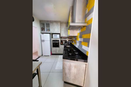 Apartamento à venda com 65m², 2 quartos e 1 vagaFoto 01