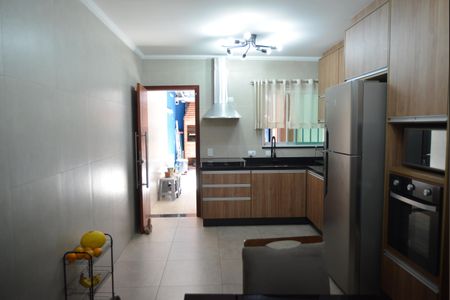 Casa à venda com 133m², 3 quartos e 2 vagasCozinha