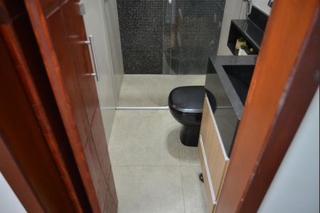 Casa à venda com 133m², 3 quartos e 2 vagasBanheiro da Suíte