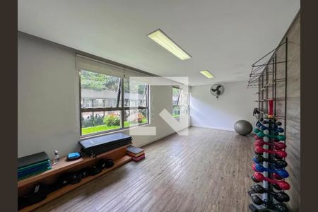 Apartamento à venda com 90m², 1 quarto e 1 vagaAcademia