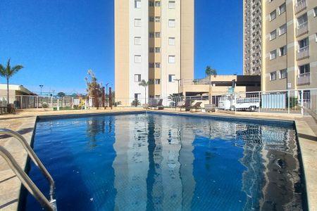 Apartamento à venda com 61m², 3 quartos e 1 vaga Apartamento à venda com 61m², 3 quartos e 1 vagaÁrea comum - Piscina