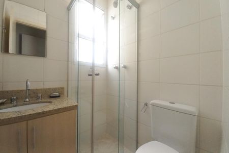 Apartamento à venda com 61m², 3 quartos e 1 vaga Apartamento à venda com 61m², 3 quartos e 1 vagaBanheiro da Suíte