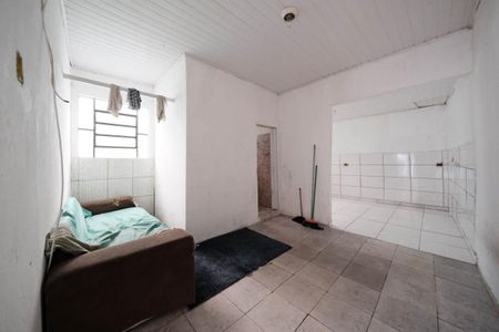 Sala/Cozinha de casa à venda com 5 quartos, 250m² em Vila Nhocuné, São Paulo