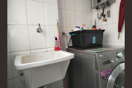 Apartamento à venda com 60m², 2 quartos e 1 vagaÁrea de Serviço