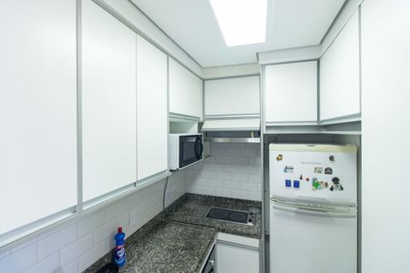 Apartamento à venda com 31m², 1 quarto e 1 vaga Apartamento à venda com 31m², 1 quarto e 1 vagaCozinha