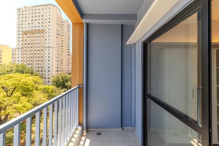 Varanda de kitnet/studio para alugar com 1 quarto, 33m² em República, São Paulo
