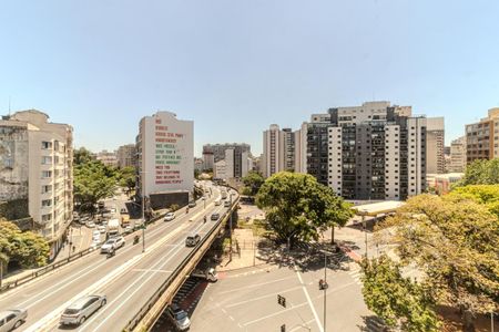 Vista de apartamento para alugar com 1 quarto, 40m² em República, São Paulo