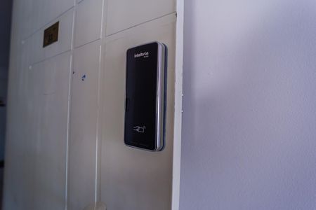 Apartamento à venda com 58m², 2 quartos e 1 vagaFechadura