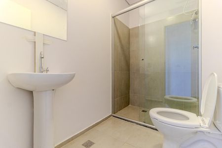Banheiro de apartamento para alugar com 1 quarto, 46m² em República, São Paulo
