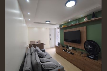 Sala de apartamento para alugar com 2 quartos, 45m² em Taquara, Rio de Janeiro