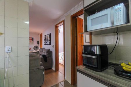 Apartamento à venda com 46m², 2 quartos e 1 vaga Apartamento à venda com 46m², 2 quartos e 1 vagaCozinha e Área de Serviço