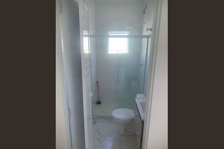 Banheiro  de casa para alugar com 1 quarto, 32m² em Piraporinha, Diadema
