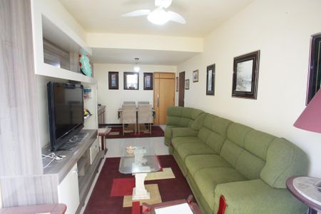 Sala de apartamento para alugar com 2 quartos, 74m² em Taquara, Rio de Janeiro