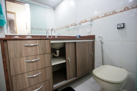 Apartamento à venda com 74m², 2 quartos e 1 vagaBanheiro