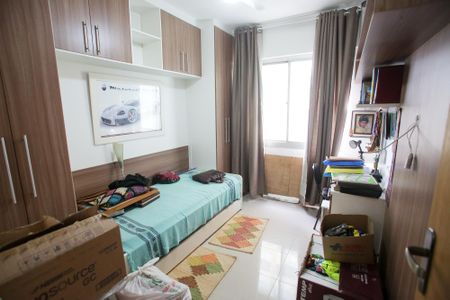 Apartamento à venda com 74m², 2 quartos e 1 vagaQuarto 2