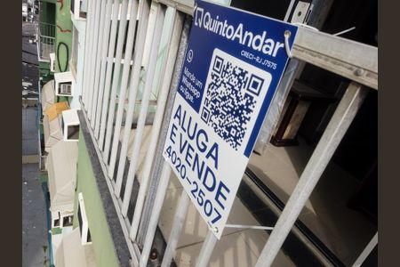 Apartamento à venda com 74m², 2 quartos e 1 vagaPlaquinha