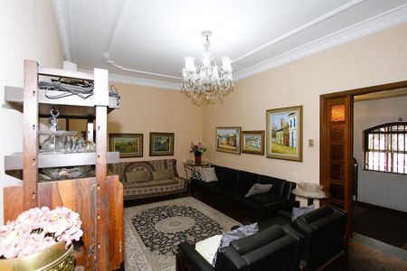 Casa à venda com 440m², 6 quartos e 3 vagasSala 2