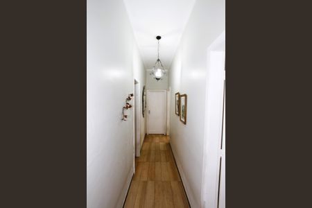 Casa à venda com 440m², 6 quartos e 3 vagasCorredor