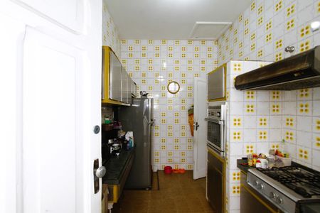 Casa à venda com 440m², 6 quartos e 3 vagasCozinha