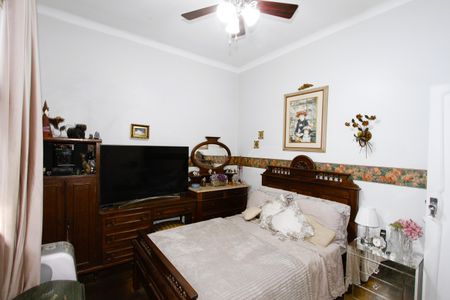 Casa à venda com 440m², 6 quartos e 3 vagasQuarto 4