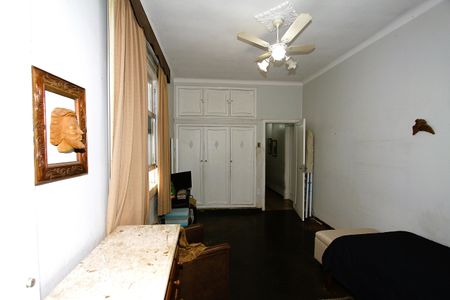 Casa à venda com 440m², 6 quartos e 3 vagasQuarto 2