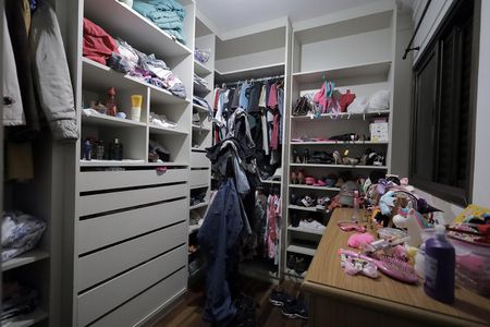 Apartamento à venda com 100m², 3 quartos e 6 vagasQuarto 2 