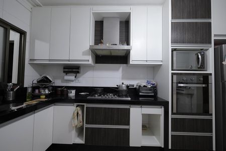 Apartamento à venda com 100m², 3 quartos e 6 vagasCozinha
