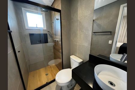 Banheiro Social de apartamento para alugar com 1 quarto, 77m² em Chácara Santo Antônio (zona Sul), São Paulo