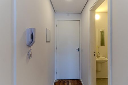 Entrada de kitnet/studio para alugar com 1 quarto, 32m² em República, São Paulo