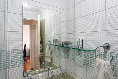 Apartamento à venda com 65m², 3 quartos e 1 vaga Apartamento à venda com 65m², 3 quartos e 1 vagaBanheiro Social