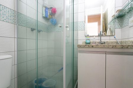 Apartamento à venda com 65m², 3 quartos e 1 vaga Apartamento à venda com 65m², 3 quartos e 1 vagaBanheiro Social