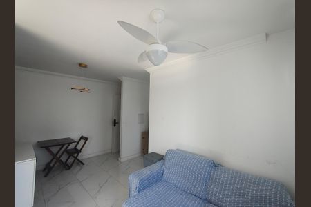 Sala de apartamento para alugar com 2 quartos, 45m² em Gardênia Azul, Rio de Janeiro