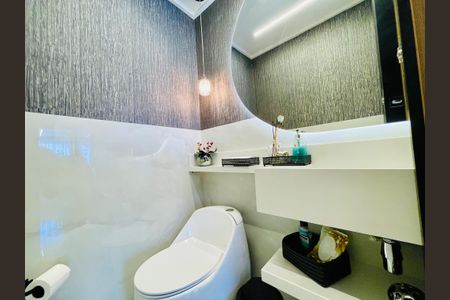 Apartamento para alugar com 154m², 3 quartos e 3 vagas Apartamento para alugar com 154m², 3 quartos e 3 vagasBanheiro 4
