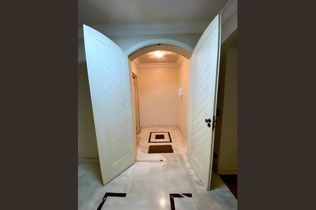 Apartamento para alugar com 521m², 4 quartos e 5 vagasCorredor