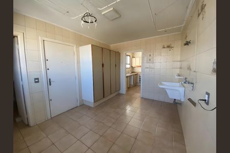 Apartamento para alugar com 521m², 4 quartos e 5 vagasÁrea de Serviço