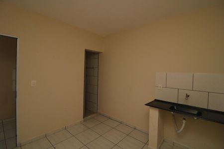 Casa para alugar com 1 quarto, 80m² em Jardim Santa Teresinha, São Paulo