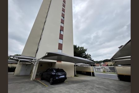 Apartamento para alugar com 80m², 2 quartos e 1 vagaFachada