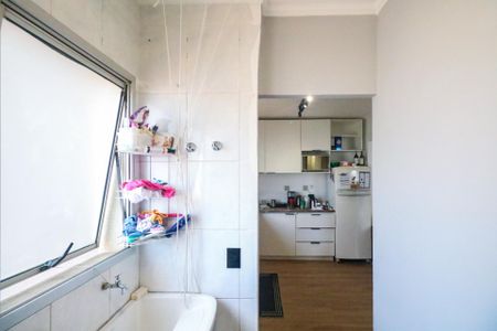 Apartamento à venda com 73m², 2 quartos e 1 vagaÁrea de Serviço