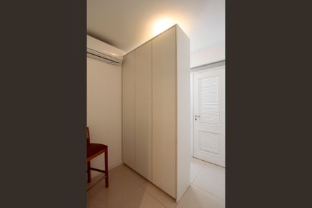 Apartamento à venda com 82m², 3 quartos e 2 vagas Apartamento à venda com 82m², 3 quartos e 2 vagasQuarto 1