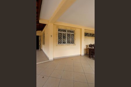 Casa para alugar com 300m², 3 quartos e 4 vagas Casa para alugar com 300m², 3 quartos e 4 vagasEntrada