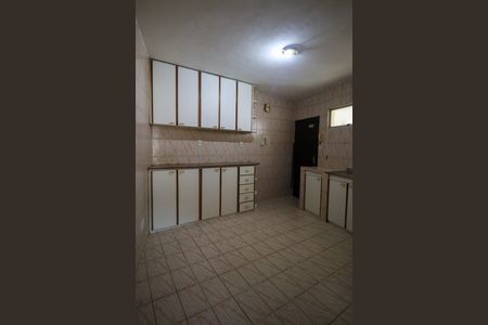 Casa para alugar com 300m², 3 quartos e 4 vagas Casa para alugar com 300m², 3 quartos e 4 vagasCozinha