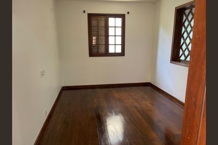 Casa à venda com 5 quartos, 473m² em Barra da Tijuca, Rio de Janeiro