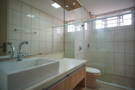 Apartamento à venda com 83m², 2 quartos e sem vagaBanheiro Corredor