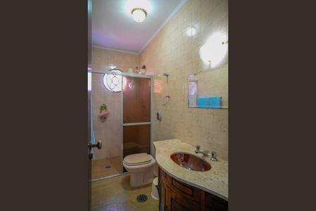 Casa à venda com 160m², 3 quartos e 2 vagasBanheiro Social