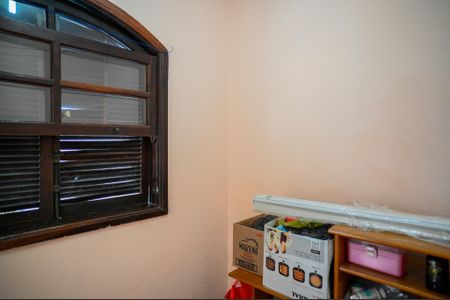 Casa à venda com 160m², 3 quartos e 2 vagasQuarto de Serviço