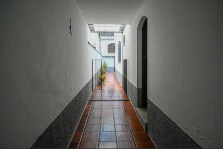 Casa à venda com 160m², 3 quartos e 2 vagasCorredor Externo